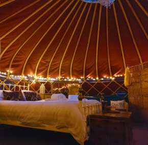 Orchard View Yurt & Hot Tub Somerset